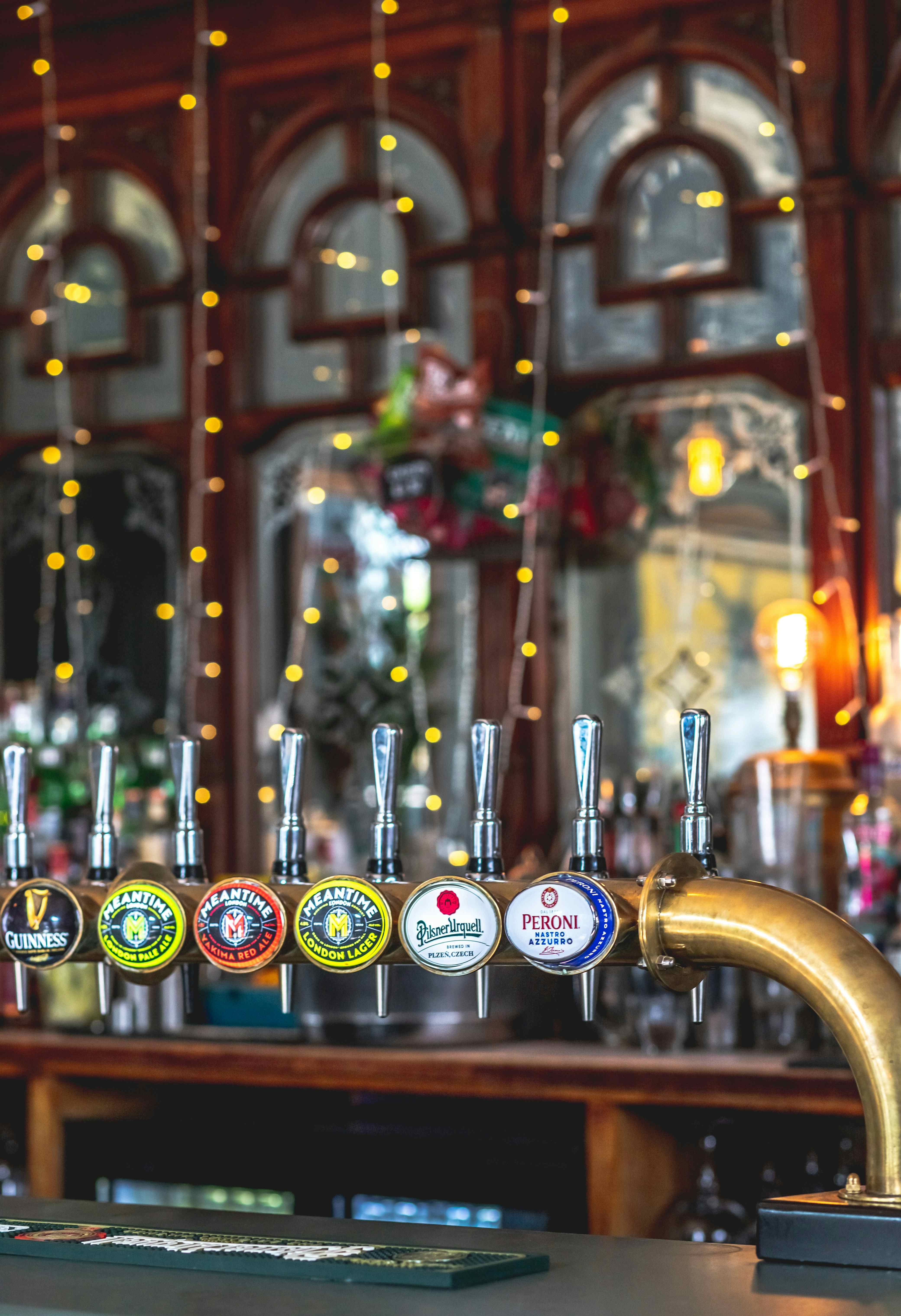 Hire Private Dining Room, The Selkirk SW17, London • HeadBox